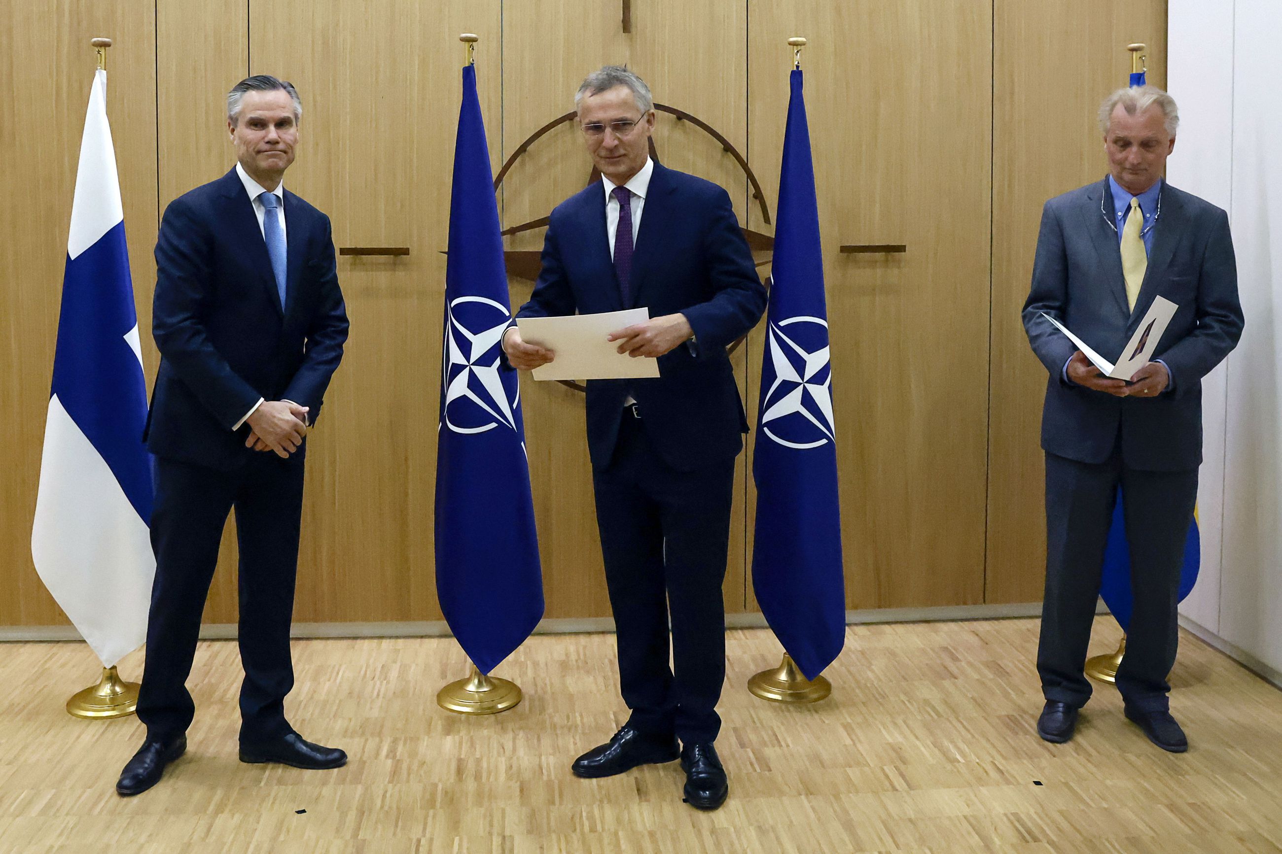 Suomen jäsenhakemus on toimitettu Naton pääsihteerille– Stoltenberg: Kaikki  jäsenet ovat samaa mieltä Naton laajenemisen tärkeydestä | Kaleva