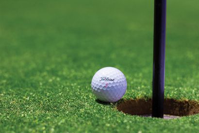 Kuusamon golfkentästä äänestettiin kaupunginhallituksessa, äänet jakautuivat 10–2