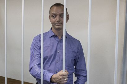 Venäjällä hallinnon arvostelijoiden kannalta harvinaisen synkkä viikko – ex-toimittaja pidätettiin valtionpetoksesta epäiltynä ja hänen kollegansa tuomittiin terrorismin oikeuttamisesta