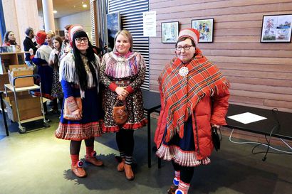 "Kansallispäivä yhdistää saamelaisia kaikissa Pohjoismaissa" – juhlapäivänä Inarissa keskusteltiin lisääntyneestä vihapuheesta ja oikeusvaltion tarpeellisuudesta