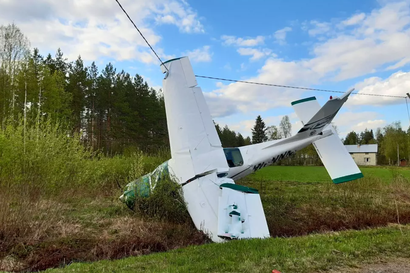 Tältä Kärsämäellä epäonnistuneen pakkolaskun tehnyt lentokone näyttää – onnettomuuden juurisyy yhä pimennossa