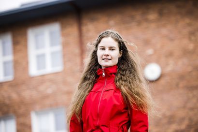 Rovaniemen Lyseonpuiston lukiosta valmistuu yhdeksän laudaturin ylioppilas – Saana Tuomela on lähdössä etelään yliopistoon, mutta uskoo palaavansa vielä pohjoiseen