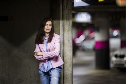Rovaniemeläinen kirjailija Anu Ojala nostaa rikosmaailman kipupisteet pöydälle: "Huumeet ovat nuorilla muutaman näpäytyksen päässä"