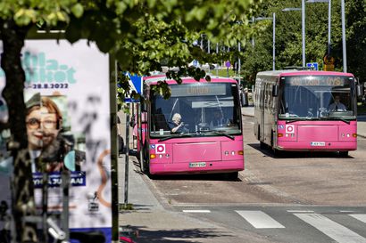 Valtuustoaloite esittää, että kaupunki ratkaisee Oulun bussikuskien wc-ongelman yhdessä liikennöitsijöiden ja luottamushenkilöiden kanssa