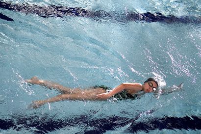 Kuusamon uimahallin sulkeneen klooriongelman aiheuttajaa etsitään kuumeisesti – Liikuntatoimenjohtaja: "Jumpparyhmiä, uimakouluja ja vauvauinteja jouduttu perumaan"