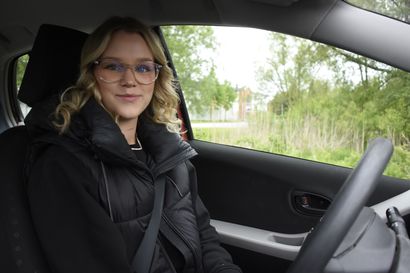 Wera Krokfors hankki ajokortin opetusluvalla, sillä se oli kiireisen nuoren arkeen sopiva vaihtoehto