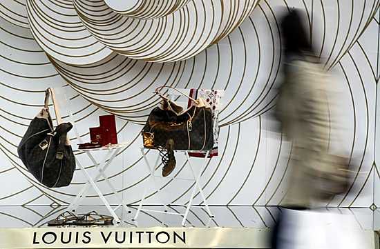 Louis Vuittonin luksustuotteet rantautuivat Helsinkiin
