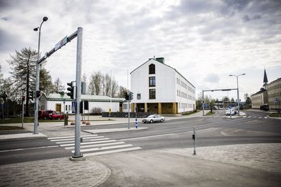 Valtio harkitsee Rovaniemen lääninhallituksen korttelin myymistä – Museovirasto ei näe suunnitelmille estettä
