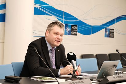 Analyysi: Suomi teki neljä sopimusta Naton kanssa – Puolustusministeri Mikko Savola: "Suomi täyttää Naton kahden prosentin tavoitteen seuraavat kaksi vuotta"