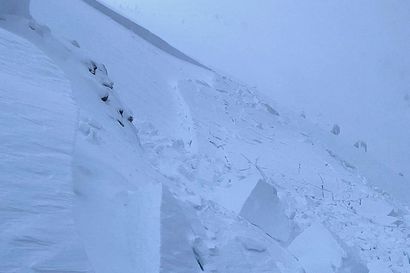 Lumi vyöryi alas Ylläksen Kellostapulissa – Ski Patrol varoittaa vaarasta luonnonvaraisilla rinteillä
