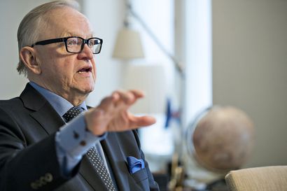 Presidentti Martti Ahtisaarella todettu koronavirustartunta - Ahtisaari voi olosuhteisiin nähden hyvin