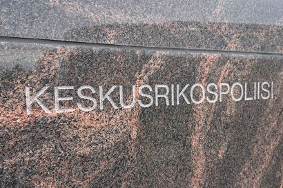 Keskusrikospoliisi tutkii kahta hyvin harvinaista maanpetosrikosta – Yle: Ilmoituksia kirjattu myös Oulussa ja Kajaanissa