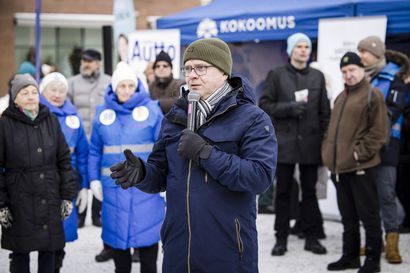 Petteri Orpo kampanjoi Lapissa velkateema edellä: "Suomalaiset haluavat nähdä, että politiikkaan tulee muutos"