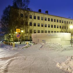 Entisen Oulun kauppaoppilaitoksen talon saa purkaa – tilalle asuinkerrostalo
