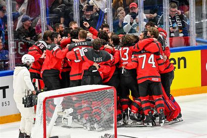 "Historian huonoin" Kanada otti omansa pois jääkiekon MM-finaalissa – Saksa kiusasi lajijättiä kaksi erää, mutta lopussa loppui bensa