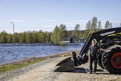 Tulva katkaisi valtatien aivan Mikko Savikujan tilan vierestä Ylitorniolla – nyt tilallinen tarjoaa hinausapua ja opastusta kiertotielle