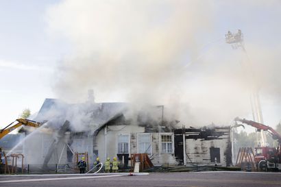 Tulipalossa tuhoutuneen Alakylän koulun tilalle nousee uusi puukoulu – koulunkäynti alkaa vuonna 2025