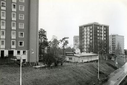 Oulun yleiset saunat katosivat kerrostalojen varjoihin – Vielä 1960-luvulla maksullisia saunoja löytyi puu-Tuirasta viisi ja keskustasta saman verran