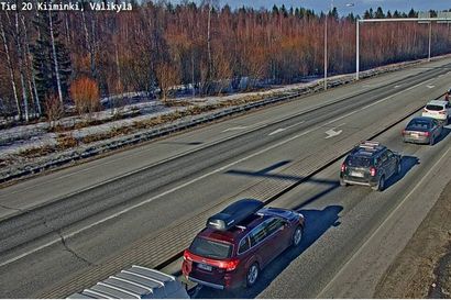 Pääsiäisen menoliikenne aiheutti jonoja Oulussa Kuusamontielle, liikenne on palaamassa normaaliksi