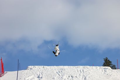 Taivalvaaran tähän mennessä kovimmat kumparekisat laskettiin viikonloppuna – Riikka Voutilaiselle kaksi Pohjoismaiden mestaruutta kotirinteessä