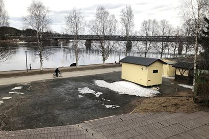 Uusi katsomo kesäteatterille Rovaniemen Konttisenpuistoon? – Myös wc-tilojen hankinta puistoihin tulee lautakunnan päätettäväksi