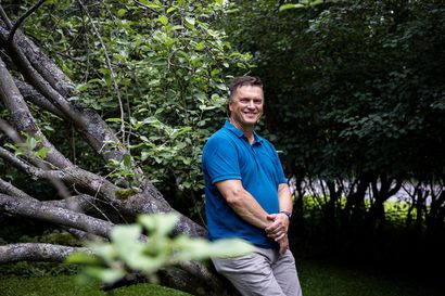 Raha ei kasva puussa, oppi Nordean Oulun toimipaikan johtaja jo nuorena – 60 vuotta täyttävä Pekka Koskela toivoisi Oululta rohkeutta kaupungin kehittämiseen