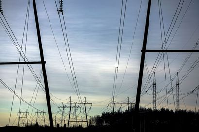 Kantaverkkoyhtiö Fingrid jatkaa Suomen ja Ruotsin välisen voimajohdon rakentamista pidemmälle naapuriin – sähkön siirtokapasiteetin kasvu alentaisi sähkön hintaa Suomessa