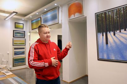 Ystävä kokosi syyskuussa edesmenneen oululaistaiteilija Matti Mikkolan elämäntyön nähtäville – "Ei hän kättä löisi olkapäälle, hän oli sen verran jäyhä, mutta hymähdellen hyväksyisi varmasti"