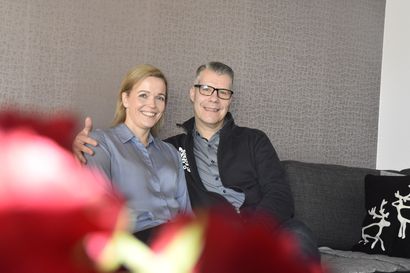 Posion kunnanjohtaja Pekka Jääskö ja Susanna Kylmäluoma vihitään lauantaina vajaan vuoden seurustelun jälkeen: "Kaikki on tuntunut luonnolliselta ja hyvältä, joten ei ole ollut tarvetta jarrutella"