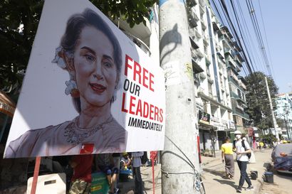 Aung San Suu Kyin oikeudenkäynti jatkuu Myanmarissa