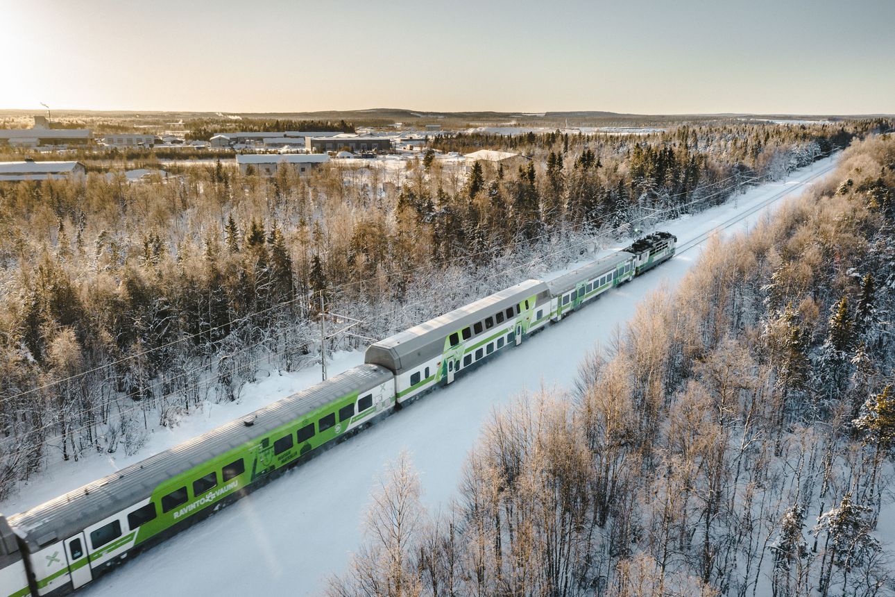 Rovaniemen radan nopeus tuskin kasvaa – Väylävirasto selvittää, riittääkö ratayhteyden kapasiteetti metsäteollisuuden ja kaivoksien tarpeisiin