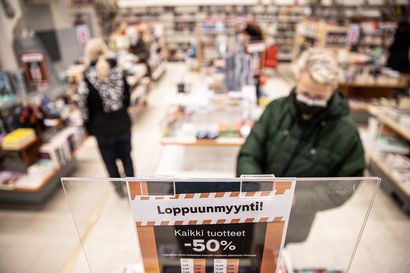 Jos ostettaisiin muutakin kuin Kinnusta ja Rytisaloa, olisiko kirjakauppa säilynyt Kuusamossa? Näin kirjakauppaa ajetaan alas