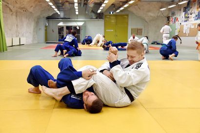 Kiimingin Tirinkylässä kasvanut judoka Elias Körkkö luottaa, että kovimmatkin äijät kaatuu – "Tämä on EM-kisoissakin sellainen ase, että voin voittaa kenet vain"