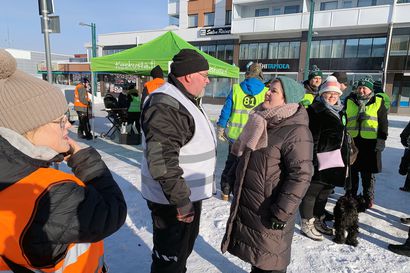Pakkanen ei pelottanut vaaliväkeä Torniossa keskustan puheenjohtaja Annika Saarikon vierailun aikana – "Hyvinvointialue, Lapin kaksi sairaalaa ja energia-asiat nousivat esille"