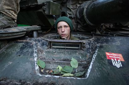 Ukraina on taistellut yli 580 päivää tuhoamissotaa vastaan – Sotareportteri Andrij Dubchakin kuvat näyttävät, miten ihmisten elämä muuttui
