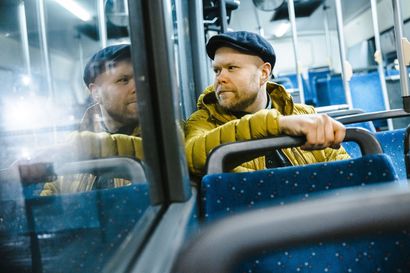 Linja-autolla pääsee tammikuusta alkaen Rovaniemen keskustasta lentokentälle – joukkoliikenteen lippujen hintoihin alennusta