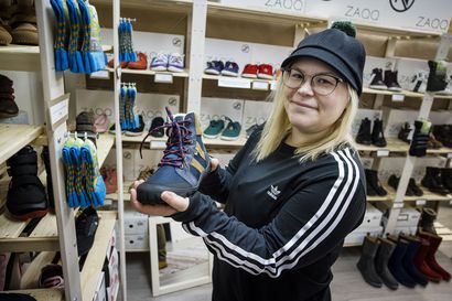 Lihakset hereille kevyillä kengillä – Rovaniemen Eteläkeskukseen on avattu paljasjalkakenkäkauppa