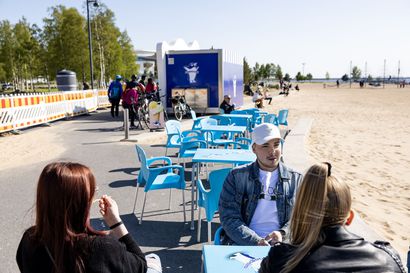 Nallikarin parkkipaikat ovat nyt tiukassa – rannalle kannattaa mennä pyörällä, kävellen tai julkisella liikenteellä