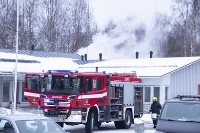 Vanhusten käytössä olevassa rivitalossa uhkaava tulipalo Pulkkilassa –  saatiin rajoitettua saunaosastoon ja sammutettua