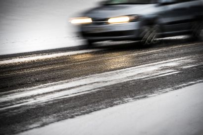 Moni autoilija pelkää mustaa jäätä – "Kuljettajan toiminta ratkaisee, onko matka turvallinen", Liikenneturva muistuttaa