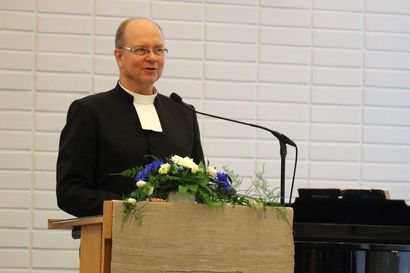 Kirkkoherra Matti Hirvilammi: "Jenny Paakinaho tulee papiksi Oulaisiin"