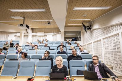 Rovaniemen valtuustoryhmät eivät löytäneet yksimielisyyttä kaupunginhallituksen paikkajaosta – valinnat siirrettiin kesäkuun kokoukseen