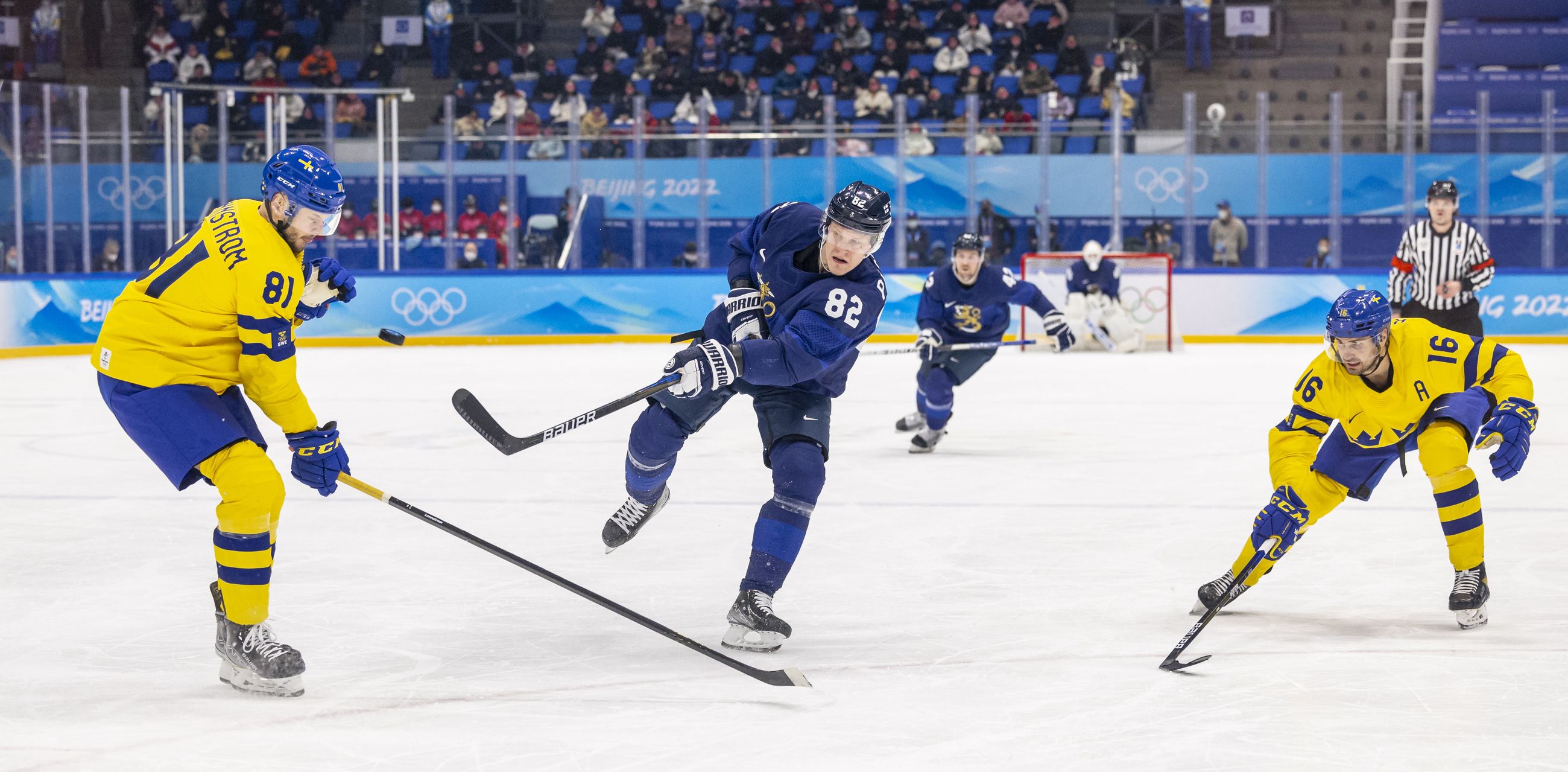 Ratkaisija Pesonen korosti työhaalareiden löytymistä ja ylisti Leijonien  maalintekijöitä: 