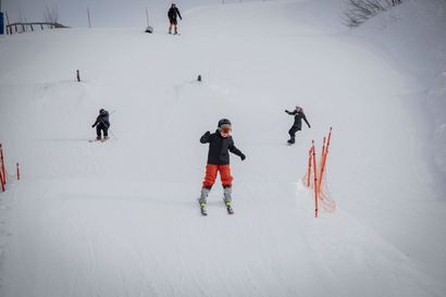 Snowztormissa iloittiin leppoisassa myrskysäässä – luontokin teki tepposet yhteisöllisyyden lisäämiseksi