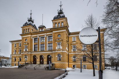 Oulun kaupunginjohtajan valinnan on määrä edetä tiistaina kaupunginhallituksen kokouksessa