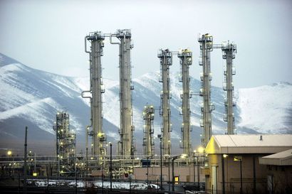 Yhdysvaltain paluu ydinsopimukseen uhattuna – Iran hyväksyi lain uraanin rikastamisesta, ydintutkijan salamurhan tavoite saattoi olla neuvottelujen sotkeminen