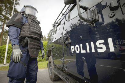 Panssariauto on poliisilla jatkuvassa käytössä Oulun seudulla – Liki 400 000 euroa maksava Hevi suojaa luo­deil­ta ja rä­jäh­teil­tä