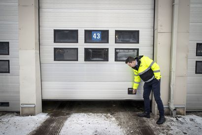 Bussikuskien lakko voi vaikuttaa yli puoleen Oulun seudun paikallisliikenteen linjoista – Koskilinjojen tavoitteena keskittää resursseja aamun ja iltapäivän busseihin