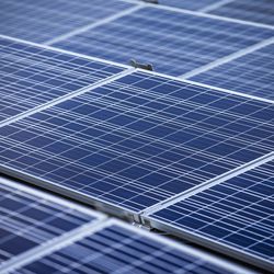Haukiputaalle suunniteltu aurinkovoimala palautettiin valmisteluun – Voimala tuottaisi sähköä 30 vuoden ajan