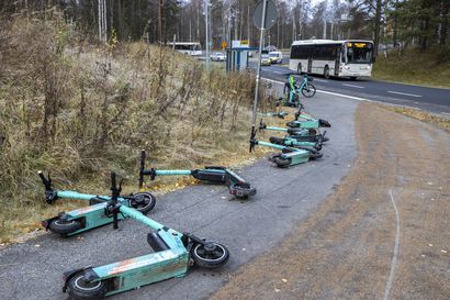 Oulun kaupunki suunnittelee sähköpotkulaudoille pysäköintipaikkoja, sakkoja virhepysäköinnistä ei joudu maksamaan: "Aktiivista valvontaa ei ole"